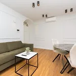 Palace Heritage Apartment Makarska