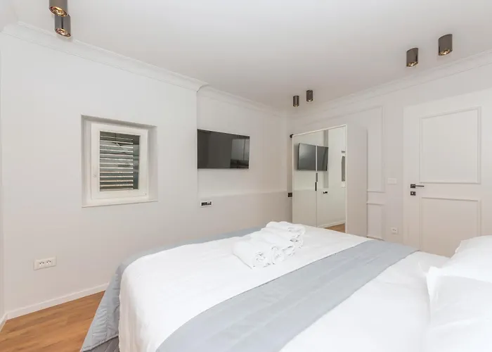 Palace Heritage Makarska