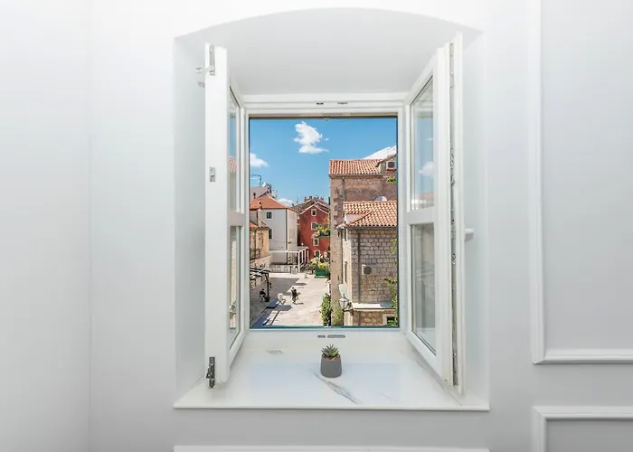 Palace Heritage 마카르스카