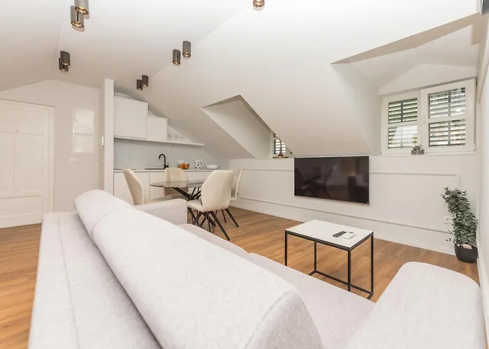 Palace Heritage 아파트 *